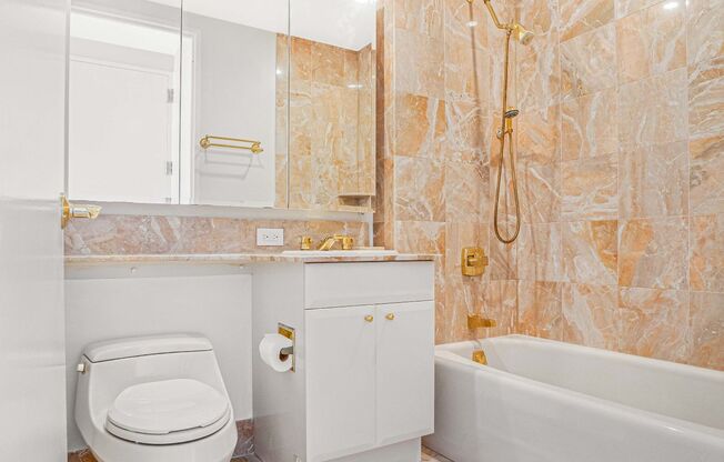 2 beds, 2.5 baths, 1,600 sqft, $9,500, Unit 5D