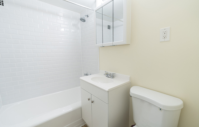 104-20 Queens Blvd #4B