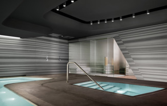 520 W 28 ST