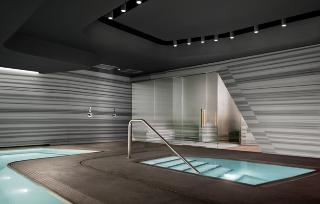 520 W 28 ST