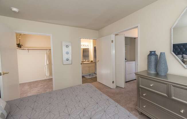 Rocklin Gold Model Master Bedroom & Walk In Closet