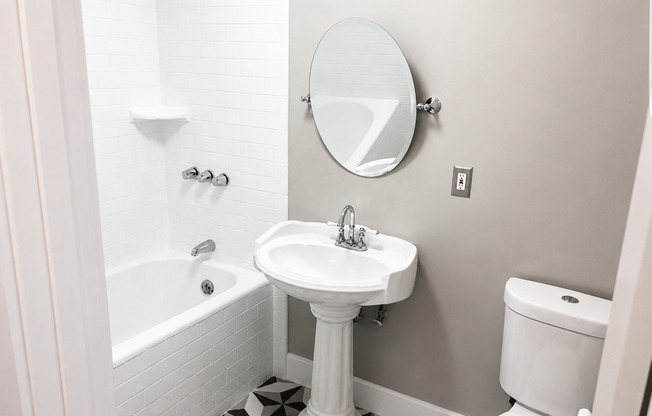 Studio, 1 bath, 275 sqft, $1,495, Unit 207
