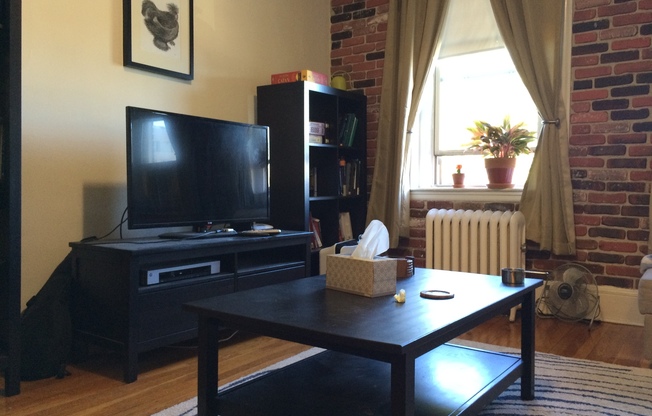 1 bed, 1 bath, 773 sqft, $2,500, Unit 03-12A