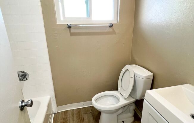 Studio, 1 bath, $1,465