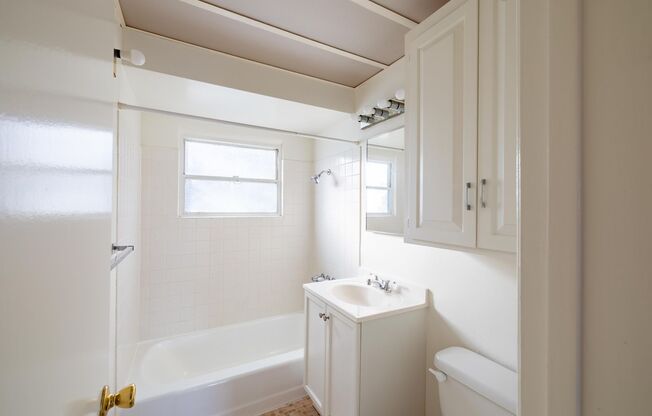 2 beds, 2 baths, 1,192 sqft, $2,995, Unit 4169-303