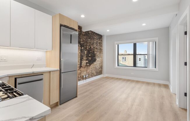 2 beds, 1 bath, 488 sqft, $1,950, Unit 1554-1R