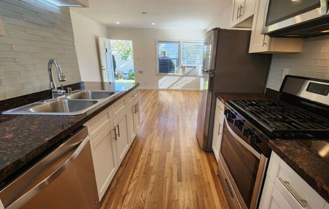 Ocean Park Apartments