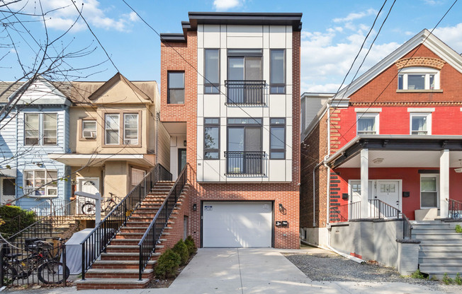 103 ORIENT AVE