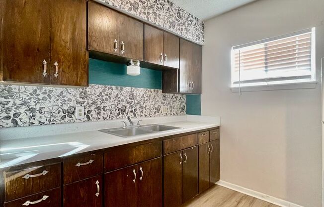 1 bed, 1 bath, 660 sqft, $1,050, Unit 205