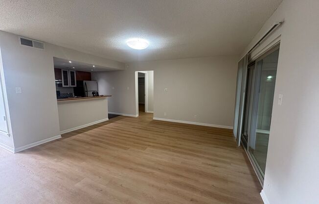 2 beds, 1 bath, 896 sqft, $1,499, Unit WIL-241