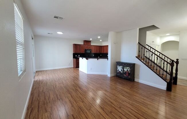 3 beds, 2.5 baths, $1,995