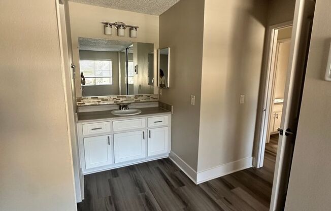 2 beds, 2 baths, 1,015 sqft, $2,795, Unit 213
