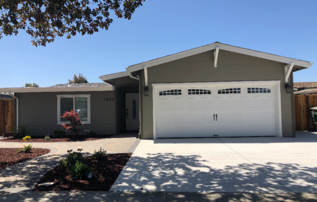 1053 Blazingwood Dr