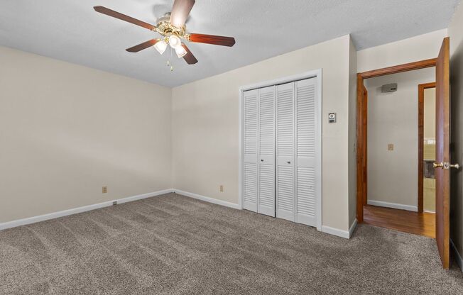 2 beds, 1 bath, $1,000