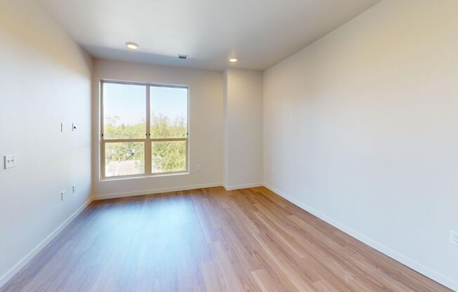 1 bed, 1 bath, 710 sqft, $1,375, Unit 1621-519