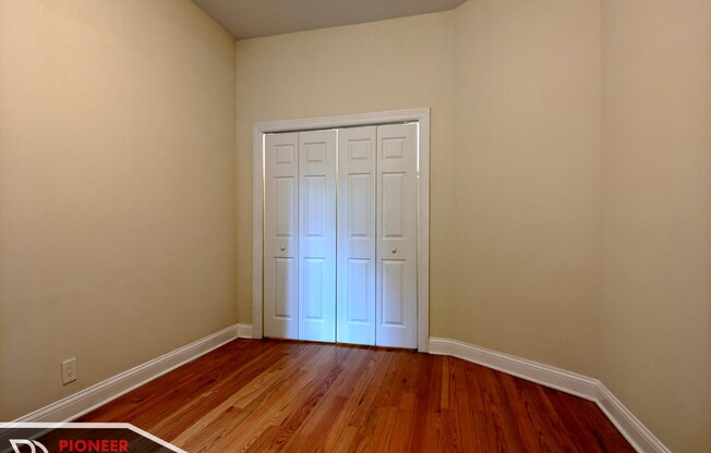 1216 N Dearborn
