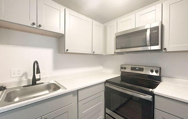 1 bed, 1 bath, 607 sqft, $1,695, Unit 602