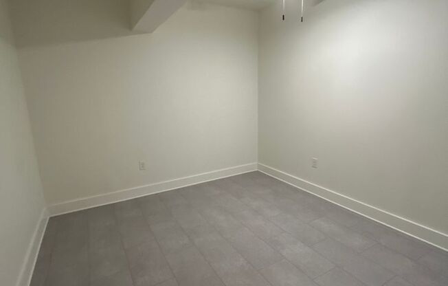 1 bed, 1 bath, 544 sqft, $1,050, Unit Unit B07