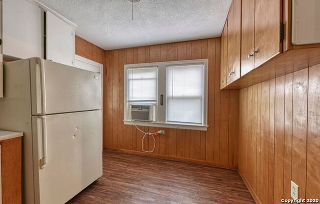 3 beds, 1 bath, $1,675