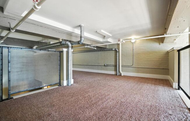 1 bed, 1 bath, 943 sqft, $1,424, Unit 3301-103