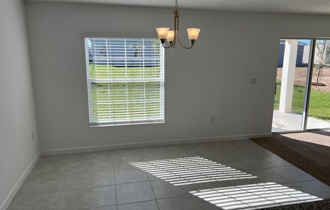 Beautiful 3 Bedroom/2 Bathroom Home in Haines City