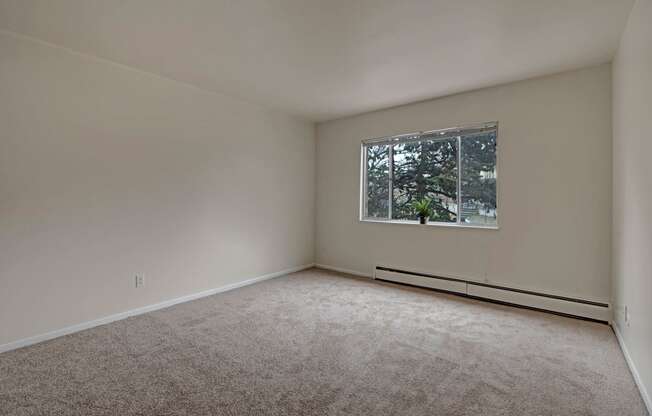Hyde Park bedroom Apartments in Colorado Springs, CO