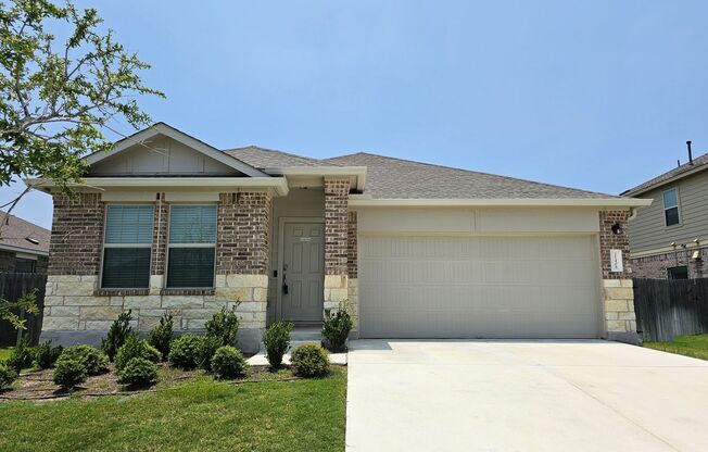 Single-Story Charmer in Pflugerville!