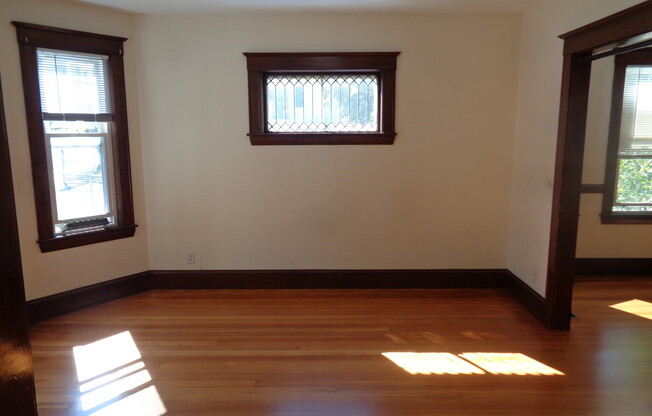 41 HARRIET AVE