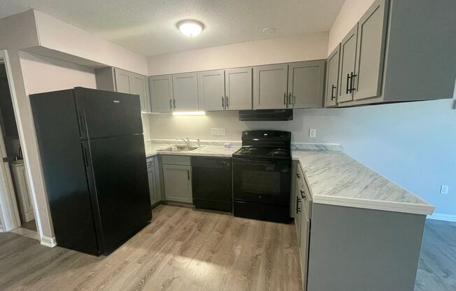 1 bed, 1.5 baths, 766 sqft, $1,550, Unit 4-3A