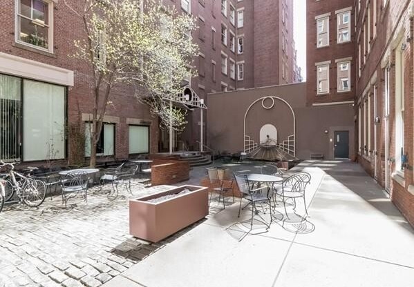 1 bed, 1 bath, 762 sqft, $3,450, Unit L211