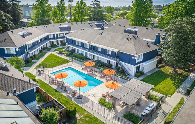 Stratford Villas Apartments
