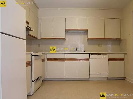 77 Beaconwood Rd.