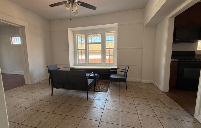 3 beds, 2.5 baths, 1,520 sqft, $4,300