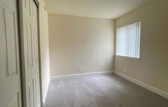 3 beds, 2 baths, 1,152 sqft, $2,350, Unit 14225 #103