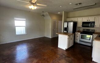 3 beds, 1.5 baths, $1,900