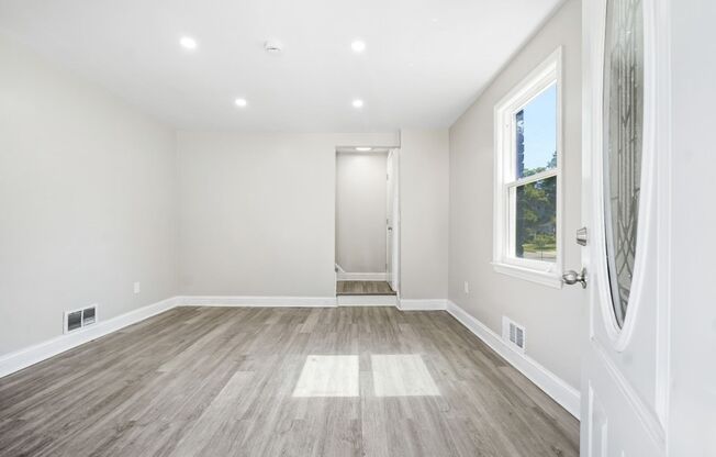 BEAUTIFULLY RENOVATED THREE BEDROOM 2 BATH HOME IN COLLEGE PARK IS IMMEDIATELY AVAILABLE