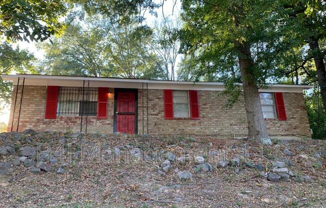 3025 SPRUCEWOOD DR