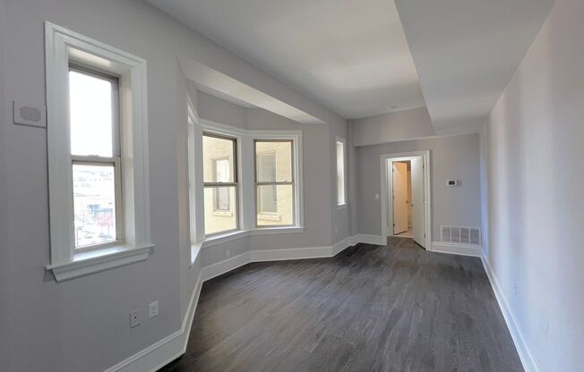 1 bed, 1 bath, 633 sqft, $1,530, Unit 706