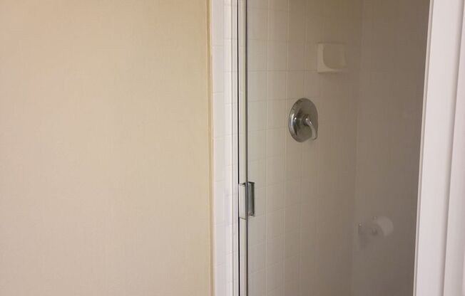 2 beds, 2 baths, $1,750