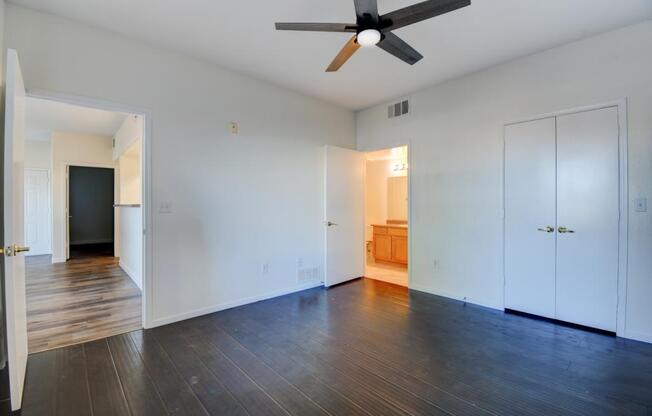 2 beds, 2 baths, 1,046 sqft, $1,550, Unit UNIT 1030