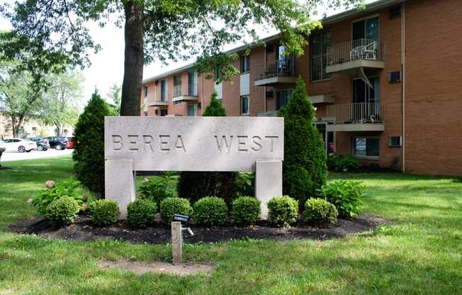 Berea West Sign at Integrity Berea, Berea, OH