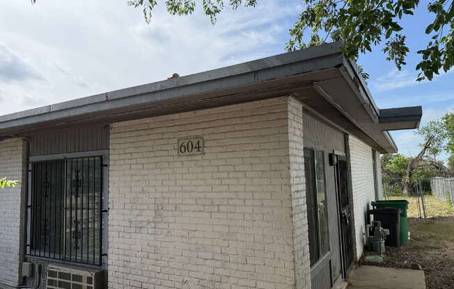 604 MORNINGVIEW DR