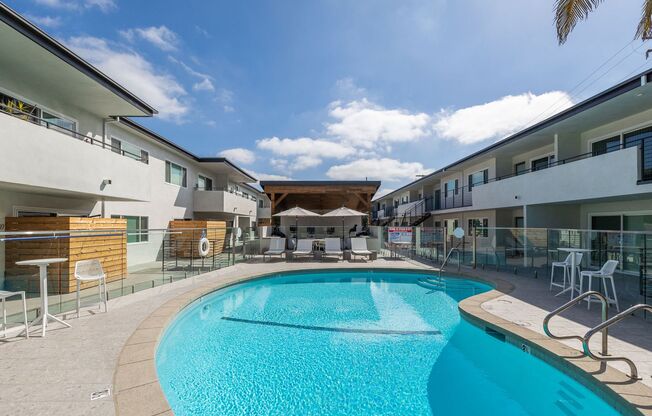 1 bed, 1 bath, 715 sqft, $3,175, Unit 42