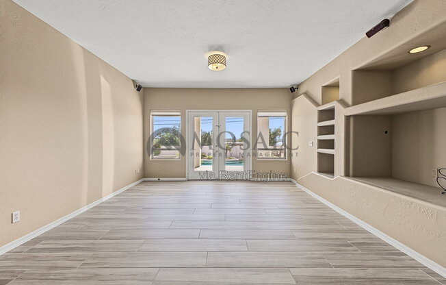 3 beds, 3.5 baths, 2,820 sqft, $4,995