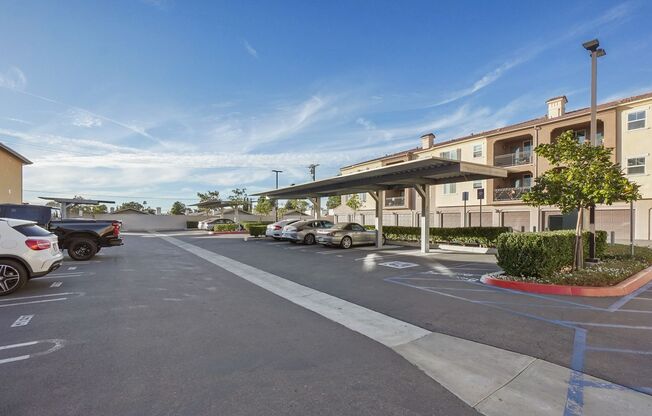 2 beds, 1 bath, 864 sqft, $2,575, Unit 305