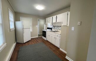 2 beds, 1 bath, $700