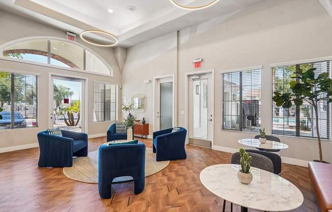 Del Mar Apartments in West Phoenix, AZ