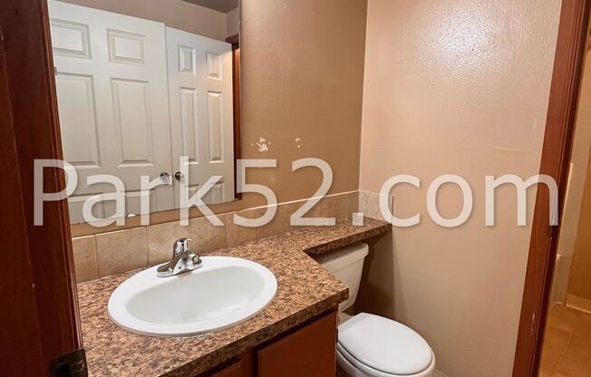 2 beds, 1.5 baths, $1,450, Unit 17718-C