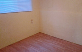 2 beds, 1 bath, $1,700, Unit 2