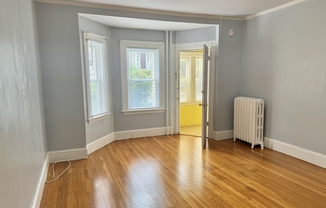 87 GLENDOWER RD